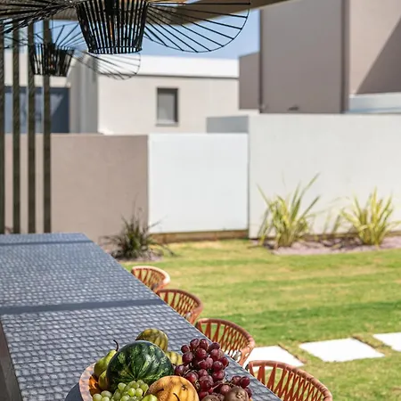 Azahar Serene Luxury Living 빌라 *