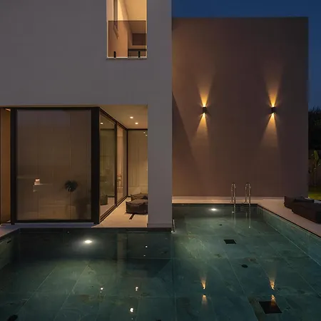 Azahar Serene Luxury Living Milonianá